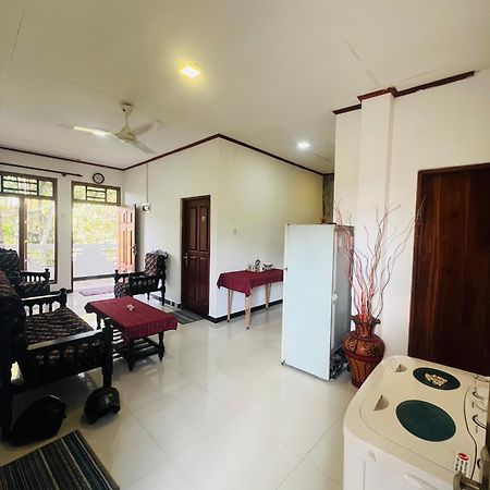 Zen Zone Hotel Weligama Bagian luar foto