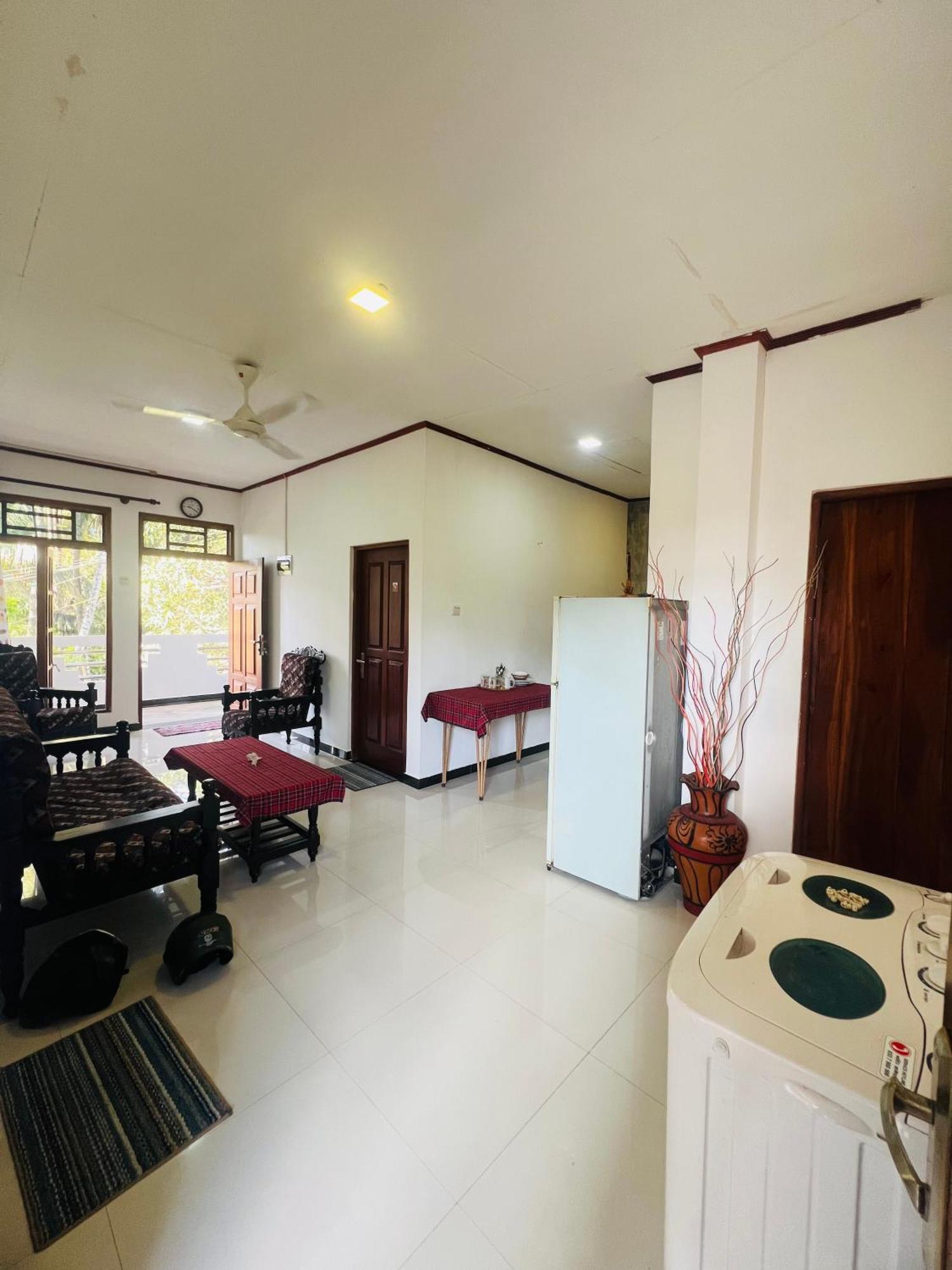 Zen Zone Hotel Weligama Bagian luar foto